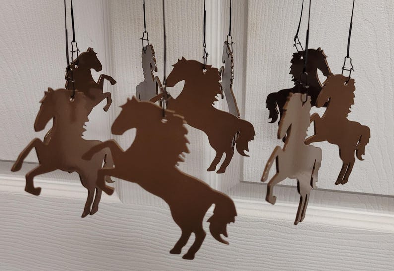 Carillon éolien cheval en acier découpé au plasma, décor intérieur extérieur