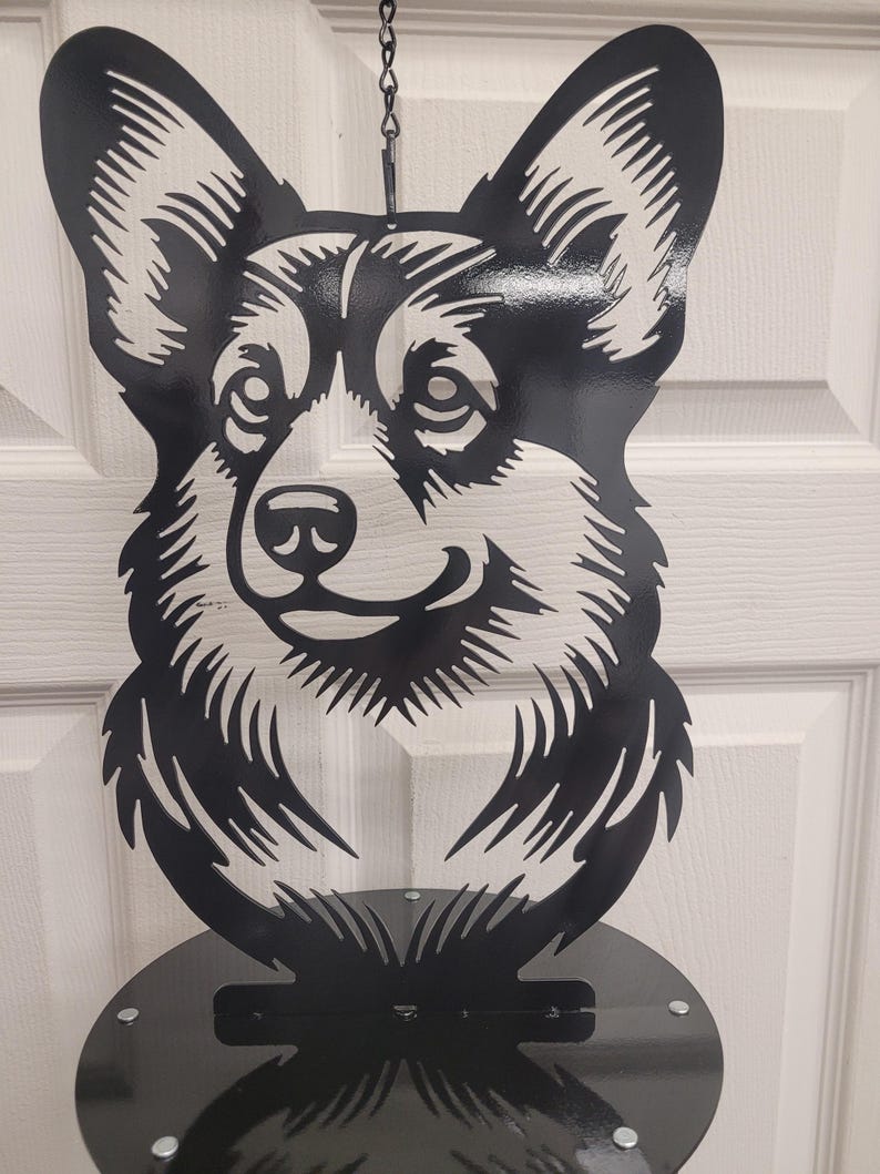 Carillon éolien en acier découpé au plasma, motif Corgi, décoration intérieure et extérieure, 81 cm