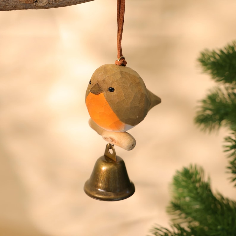 Ornement rouge-gorge en bois sculpté à la main avec cloche, décoration d'intérieur rustique et de Noël