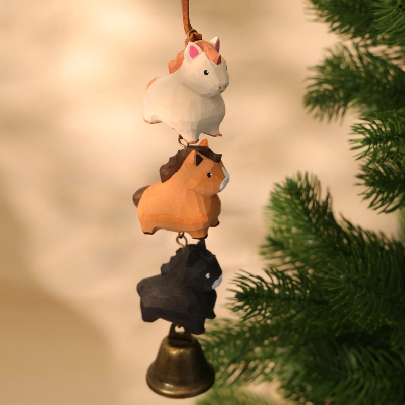 Ornement de cloche en bois avec animaux de la ferme empilés, suspension décorative rustique pour sapin de Noël et maison