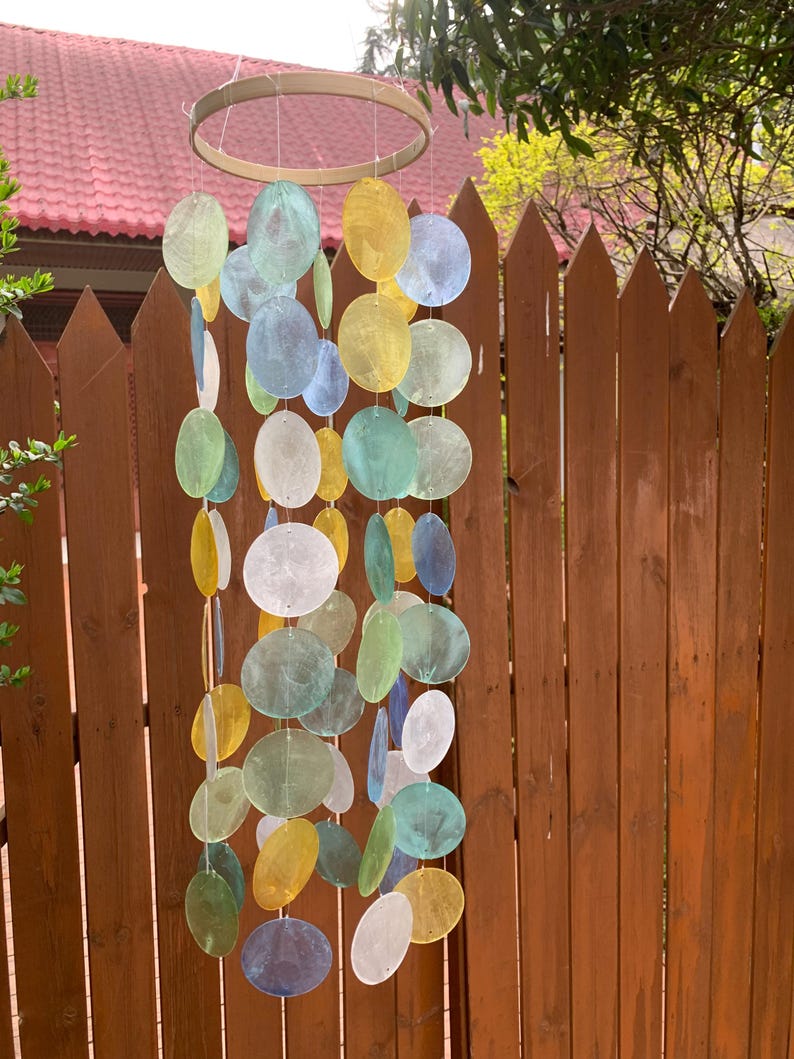 Carillon Éolien en Coquillages de Capiz, 64 Coquillages, Bambou, Décor Bord de Mer, 80 cm
