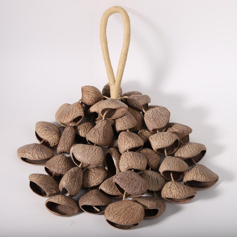 Carillon Éolien en Fruits Noirs d'Indonésie, 15 Gros Carillons, 45 Pièces, Son Naturel Apaisant pour Cour, Balcon et Restaurant