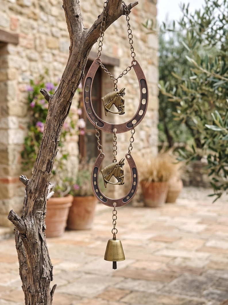Carillon Éolien en Métal Forme Fer à Cheval et Tête de Cheval, Décoration Western pour Porche, Jardin, Patio, Ferme, Style Rustique Patiné Cuivre Bronze, Suspendu Extérieur
