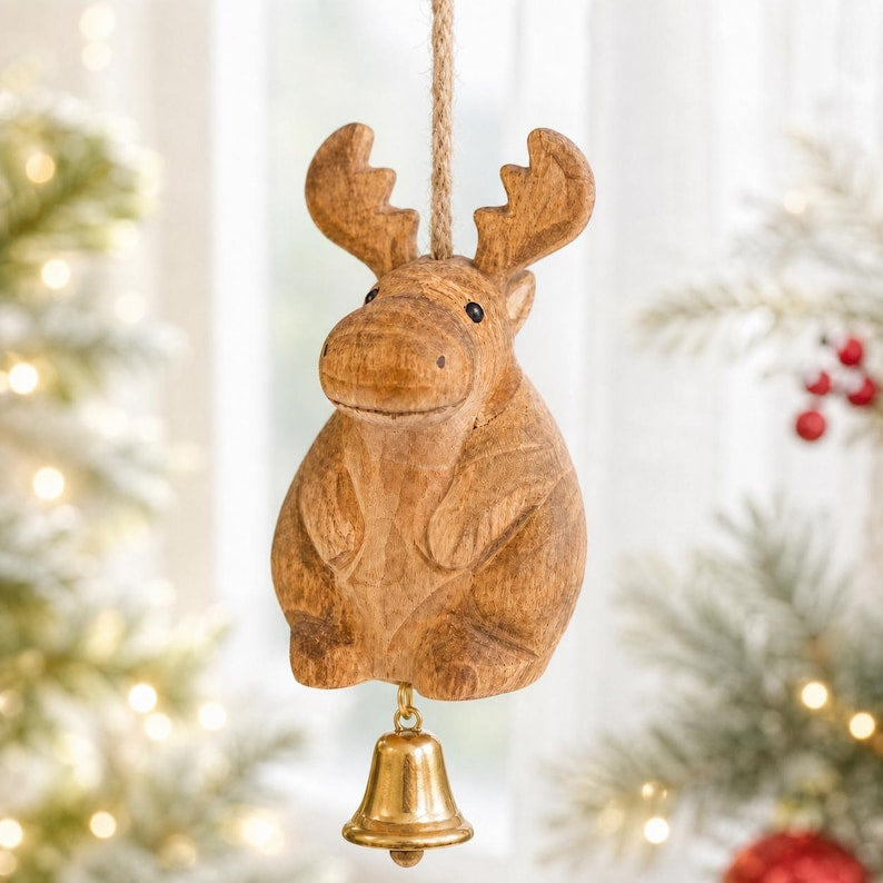 Ornement de Noël en bois sculpté à la main, figurine orignal avec clochette en métal, suspension décorative rustique